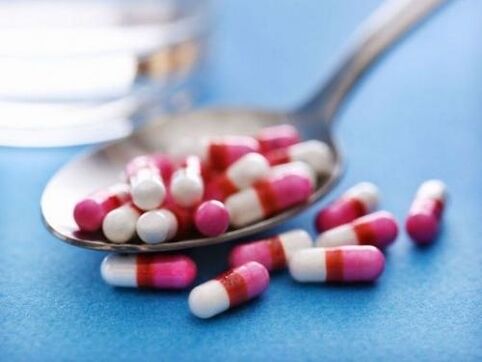 Η θεραπεία της οστεοχονδρωσίας δεν είναι πλήρης χωρίς τη συνταγογράφηση διαφόρων φαρμάκων. 